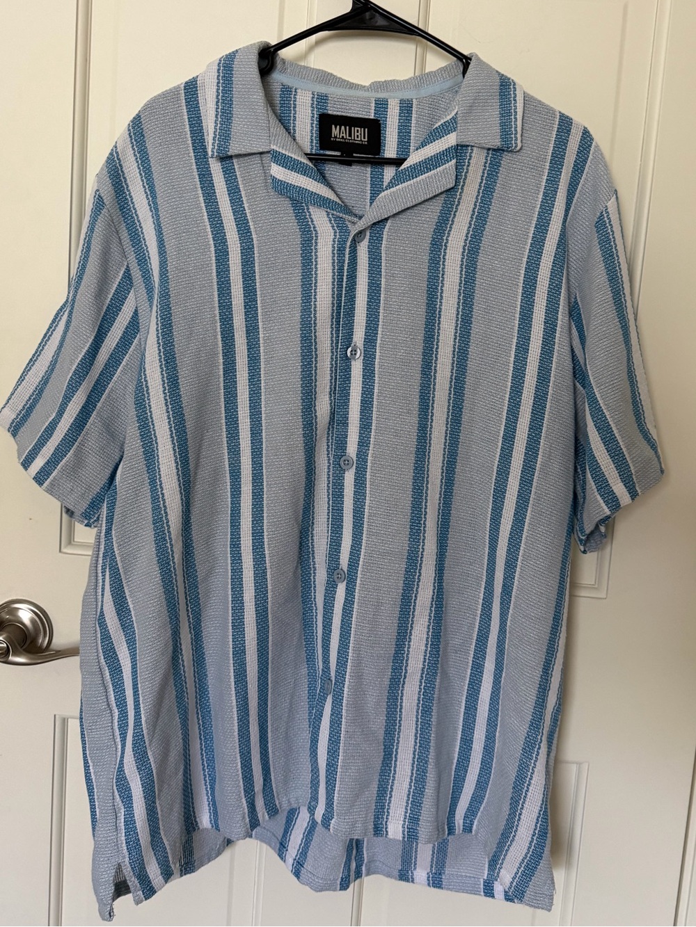 Malibu Men’s Short-Sleeve Button-Down in Light Blue & White Stripe